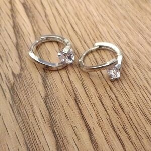 Elegant Silver Hoop Earrings with Clear Gemstone